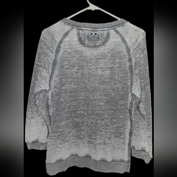 Converse Heather Gray Raglan Top - Picture 2 of 8